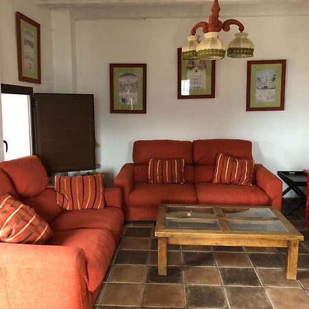 فيلا Casa Dehesa San Cristobal, خاين المظهر الخارجي الصورة