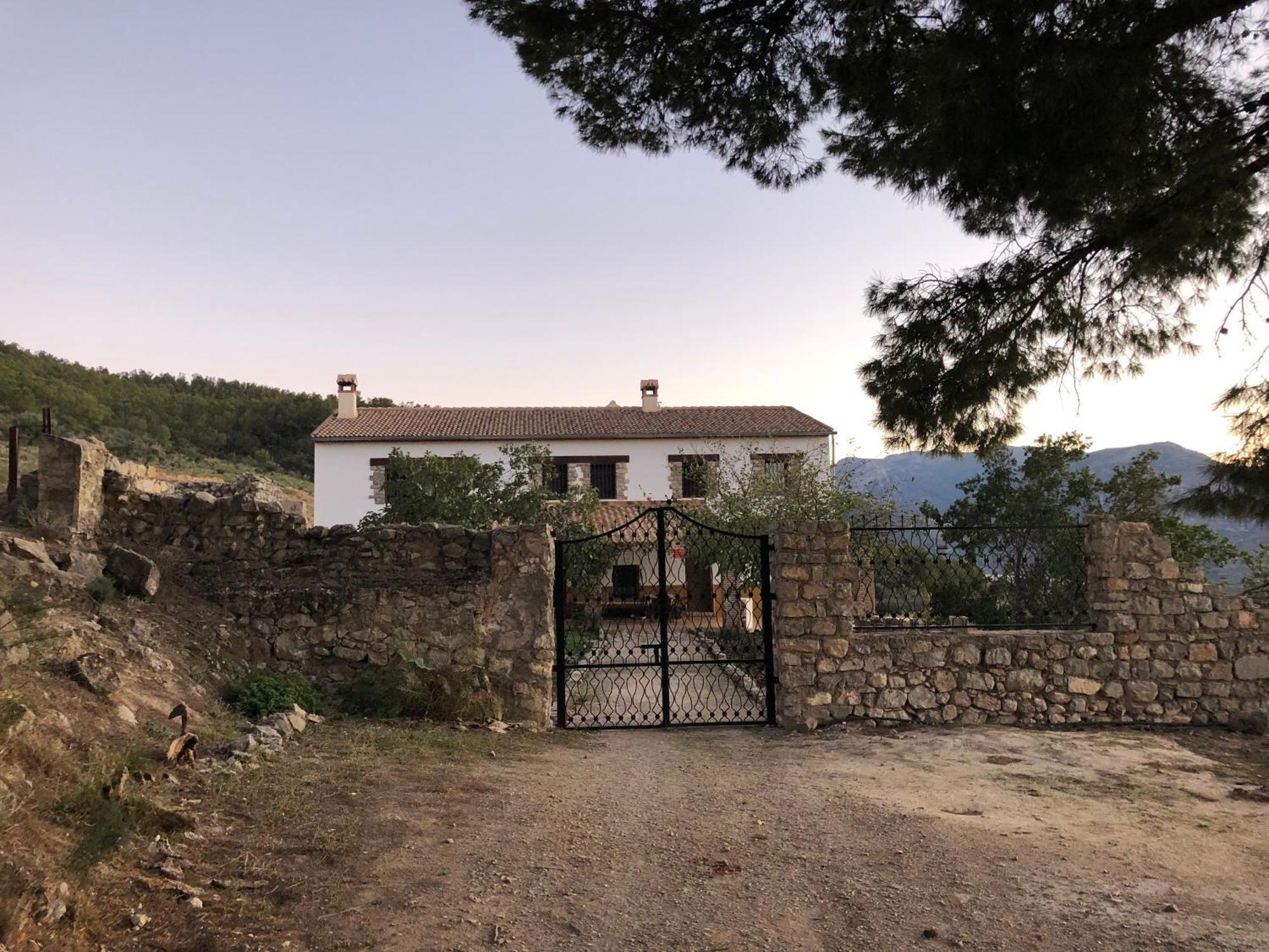 فيلا Casa Dehesa San Cristobal, خاين المظهر الخارجي الصورة