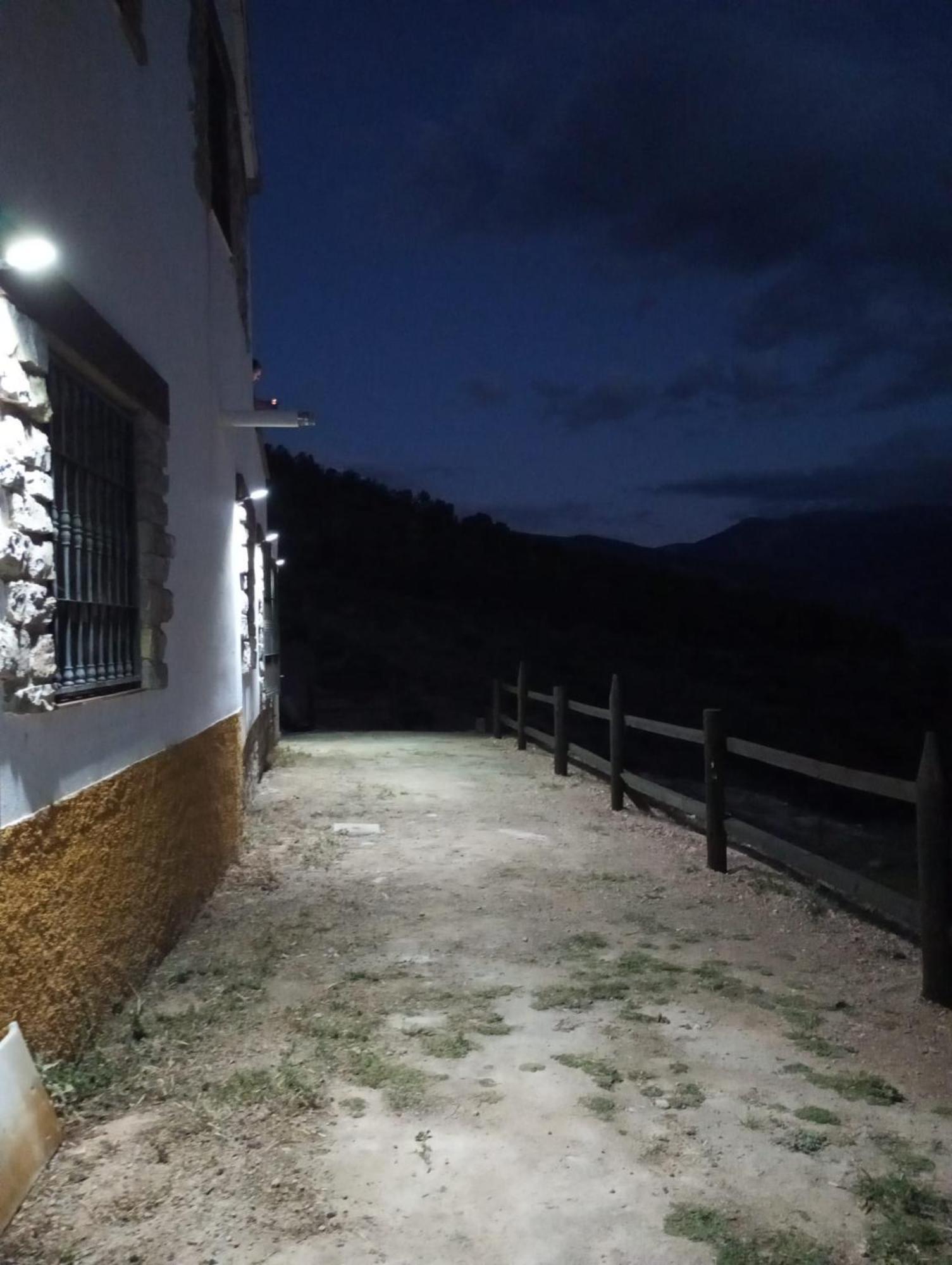 فيلا Casa Dehesa San Cristobal, خاين المظهر الخارجي الصورة